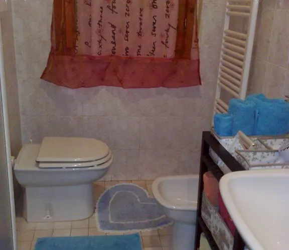 Casa Di Claudia 住宿加早餐酒店 贝拉里亚-伊贾马里纳