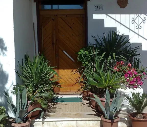 לינה וארוחת בוקר Casa Di Claudia *